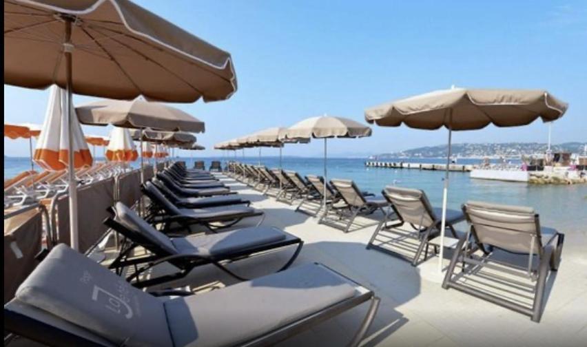אנטיב Beautiful Apartment Design Next To The Sea מראה חיצוני תמונה